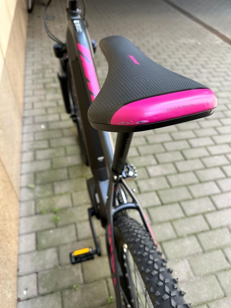 Apache Yamka mx3 16" - 560km perfektní stav