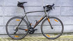 Silniční kolo Giant Contend XL