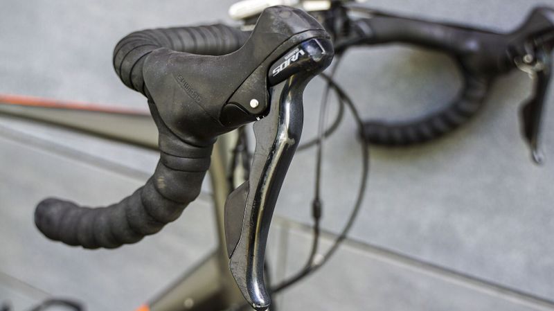 Silniční kolo Giant Contend XL