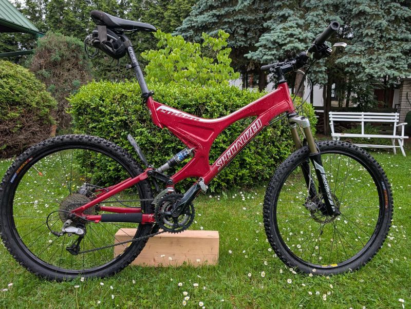 Veterán Specialized Enduro FSR 2003
