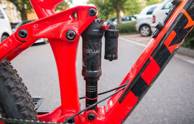 2021 TREK REMEDY 8 