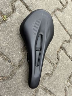 sedlo Fizi:k Vento Argo X5