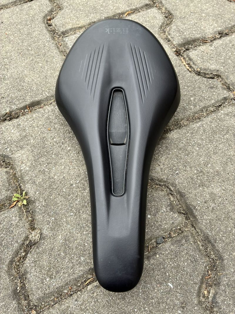 sedlo Fizi:k Vento Argo X5