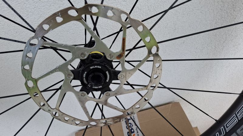 zapletena kola mavic crossmax
