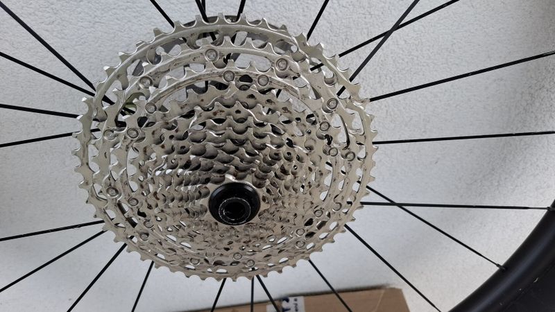 zapletena kola mavic crossmax