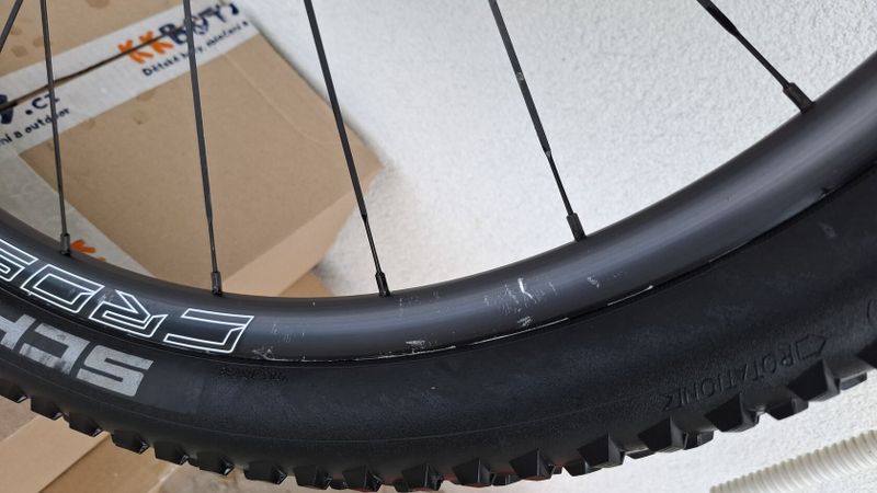 zapletena kola mavic crossmax