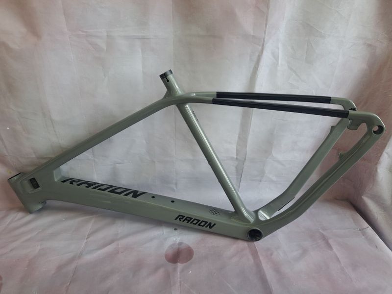 Horský rám Radon Jealous CF grey black 29er vel. 22