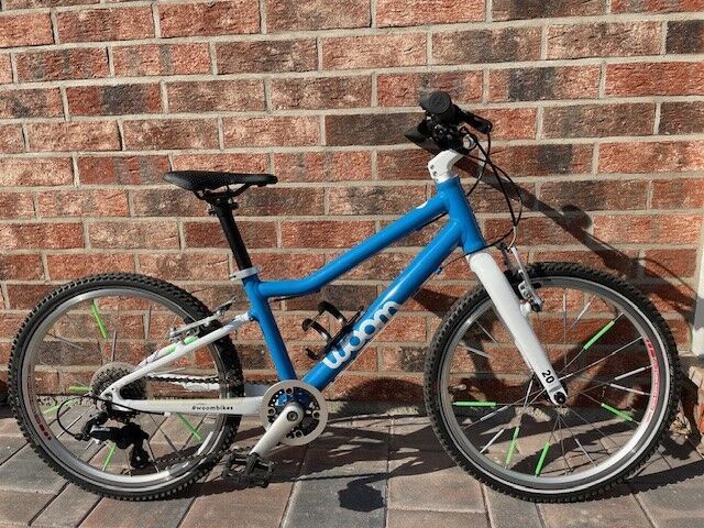 Dětské kolo WOOM 4 BLUE 20"