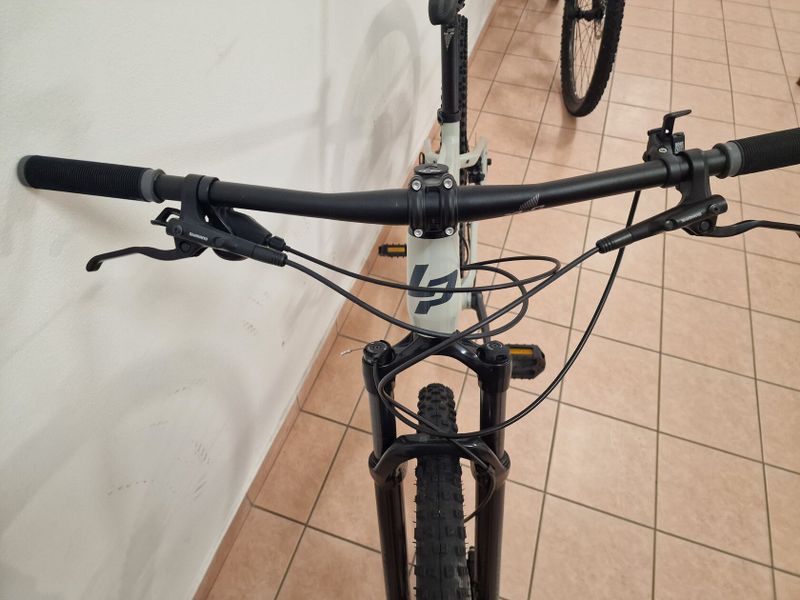 Horské kolo Lapierre v perfektním stavu