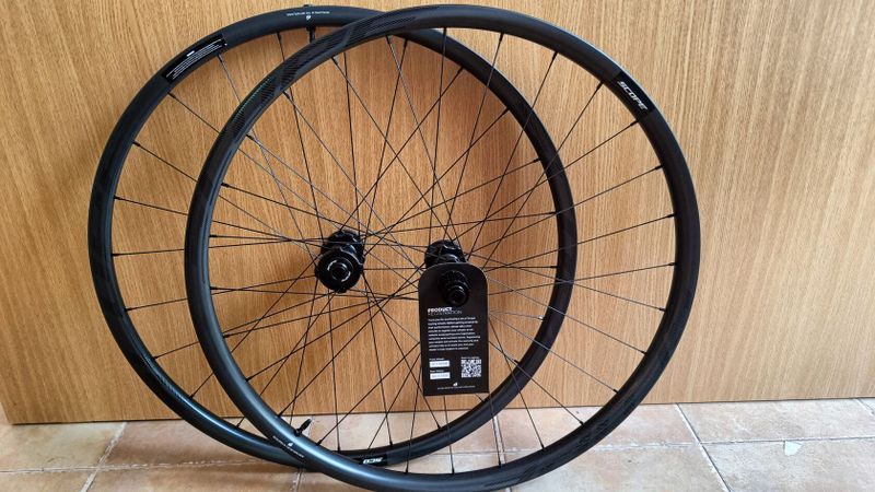 Nová karbonová kola Scope R2.0 29" 1367g - XC, trail, gravel 