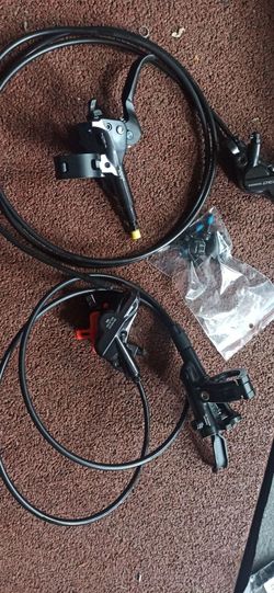 Čtyřpístkové brzdy Shimano BRM6120