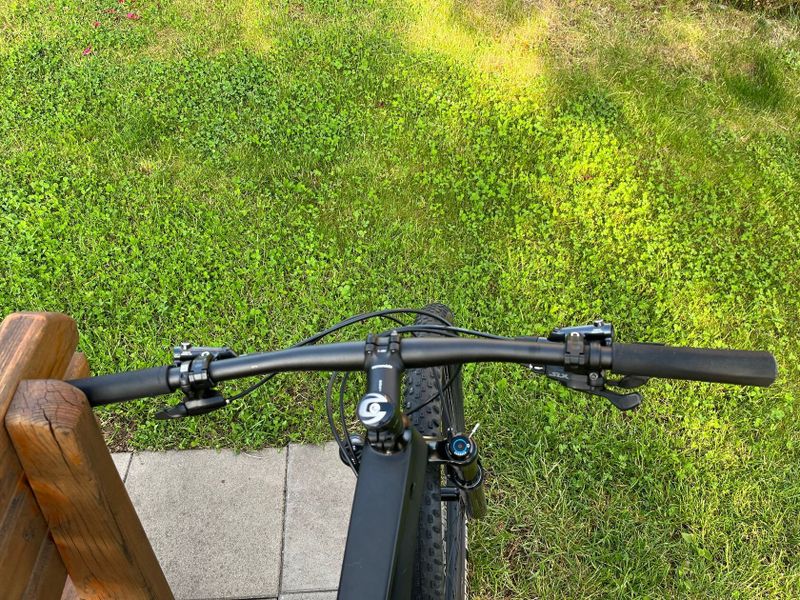 Cannondale Scalpel HT Carbon 3 2023 black - rezervace do 7. 6. včetně. 