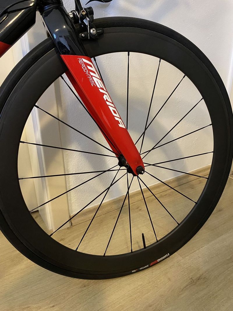 Triatlonové (časovkářské) kolo Merida Warp