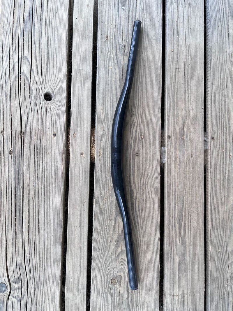 řidítka Bontrager Line Pro 35 OCLV Carbon 750mm