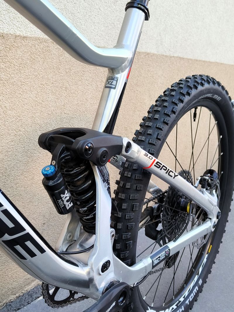 Lapierre Spicy 3.0 XL, 29"/27,5", zdvihy 160/160 mm, 2020
