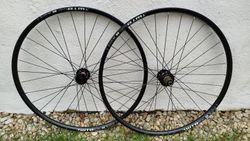 Zapletená kola WTB 29" + Novatec
