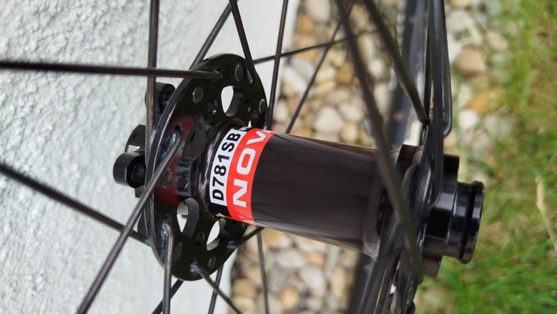 Zapletená kola WTB 29" + Novatec