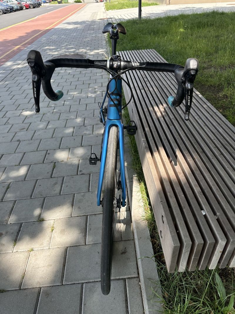 Basso Venta Disc s koly FFWD, Shimano 105