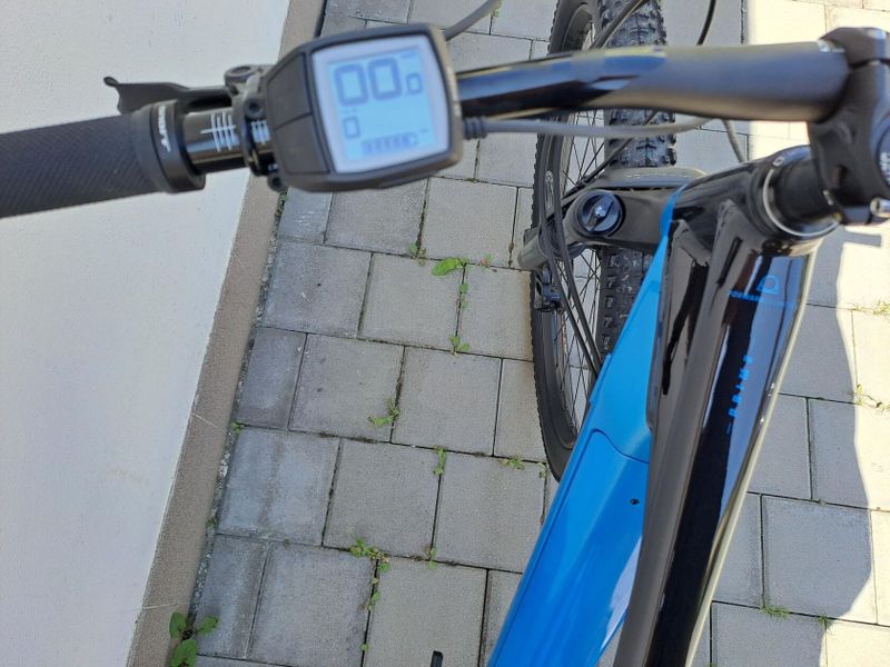 Horské elektrokolo Mondraker Prime 29, Bosch, nájezd 0km, vel XL