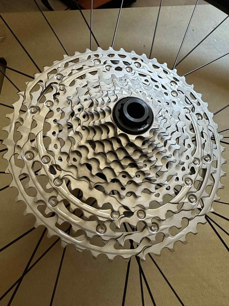 NOVA zapletena kola Syncross X-30SE / 32H / 30mm s kazetou 12sp.