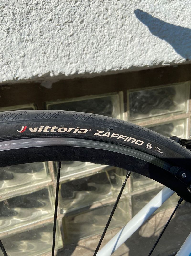 Merida Juliet 400, XS - s koly Vision Trimax 30