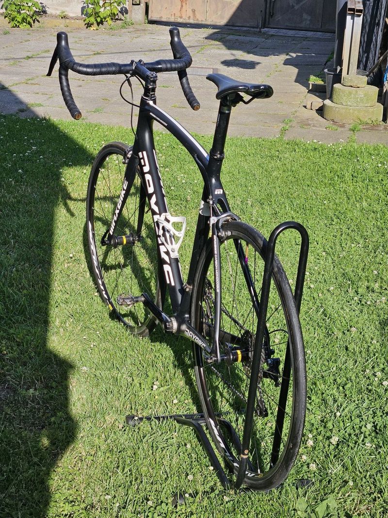 Karbonové silniční kolo Max Bike-velikost 57