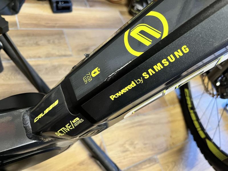 Prodám elektrokolo Crussis E-Largo 7.8