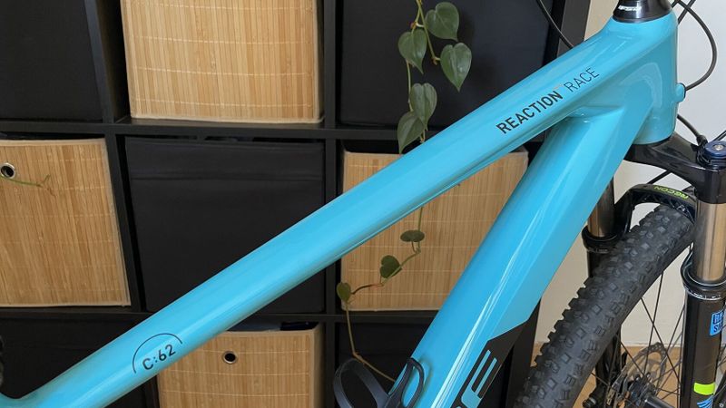 Cube Reaction C:62 carbon Race Petrol / vel.L / Shimano XT 2x11