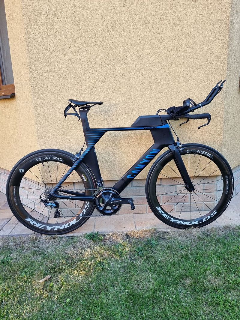 CANYON SPEEDMAX CF vel. L z roku 2021