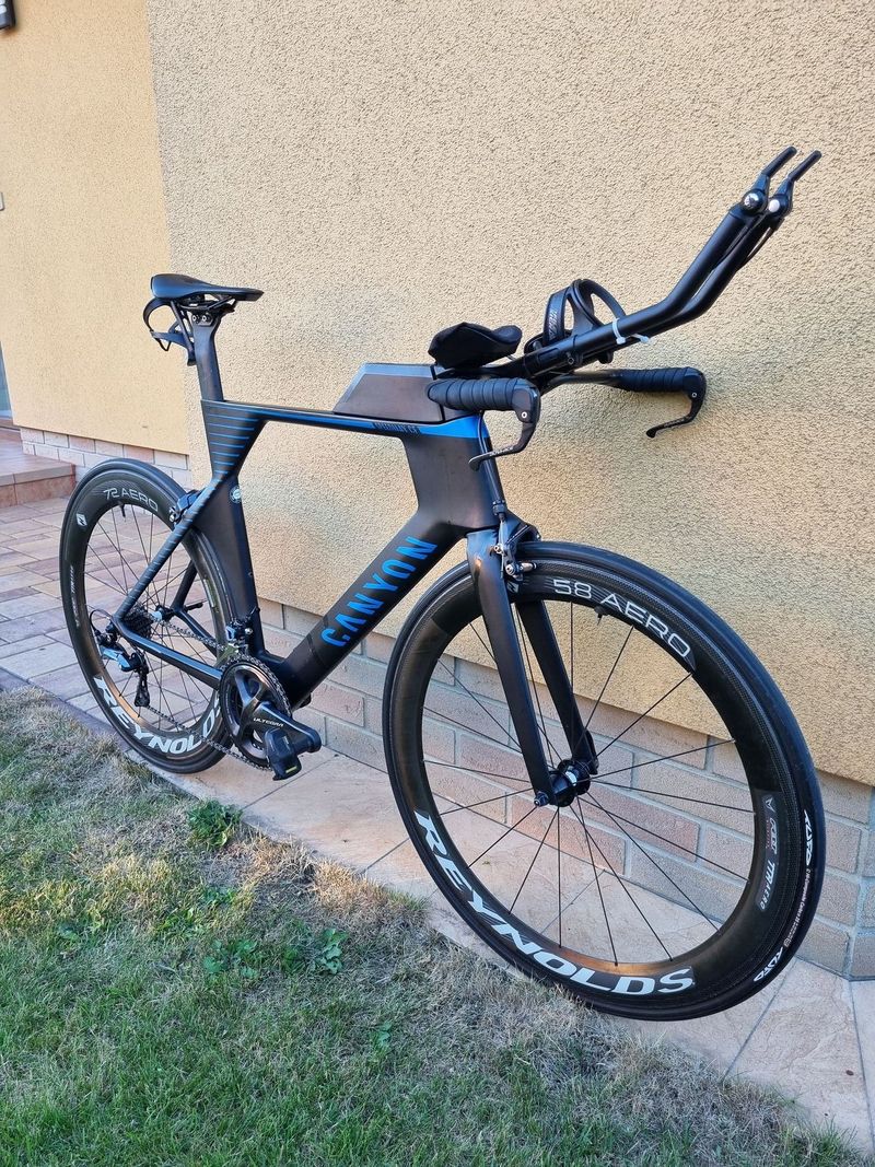 CANYON SPEEDMAX CF vel. L z roku 2021