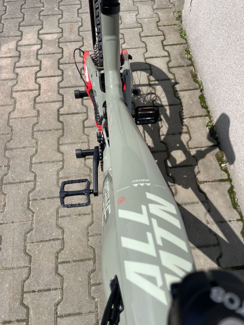 Nové elektrokolo Haibike ALLMTN 4 i720Wh velikost XL
