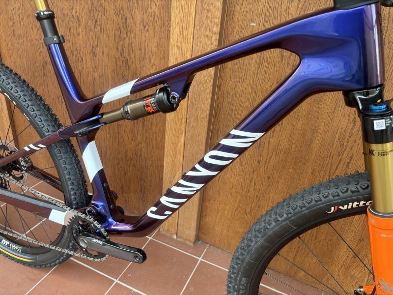 CANYON LUX CFR, vel. L - 495 mm - zakázková stavba - SHIMANO XTR 1 x 12 / FOX / DT SWISS - NOVÉ