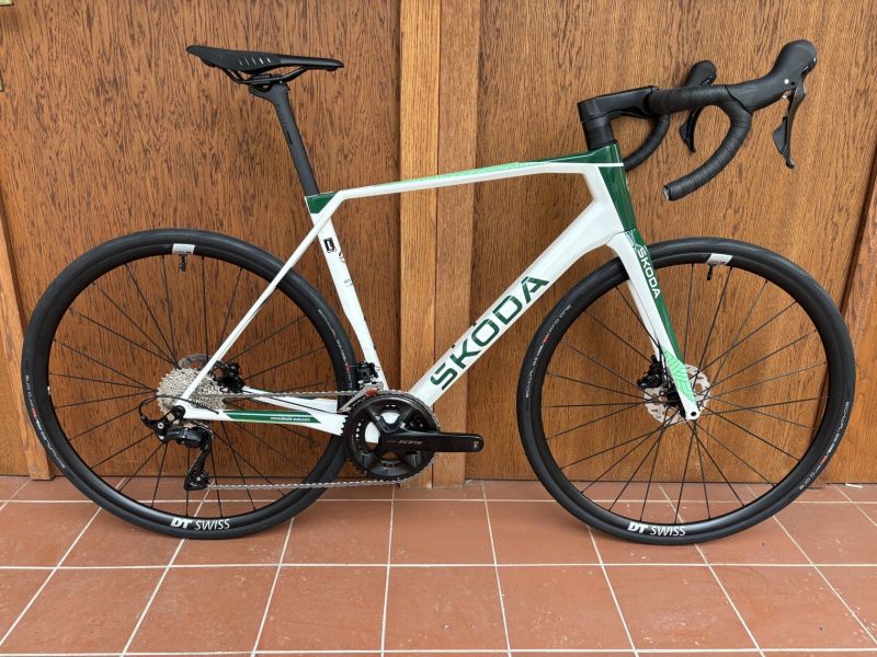 SUPERIOR X-ROAD 9.3 - ŠKODA - karbonový speciál - SHIMANO 2 x 12 - vel. 56 cm (L) - NOVÉ