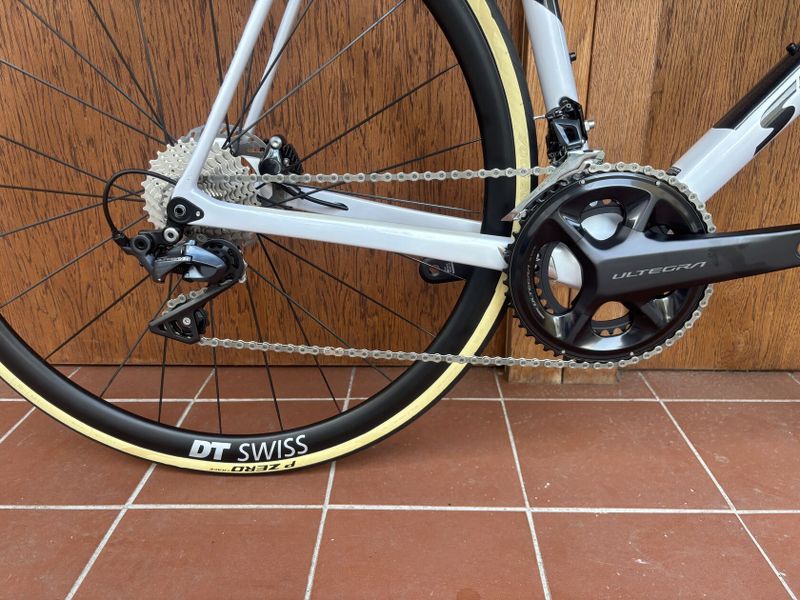 STEVENS COMET DISC - karbonový speciál - SHIMANO ULTEGRA 2 x 11 - vel. 60 cm - NOVÉ
