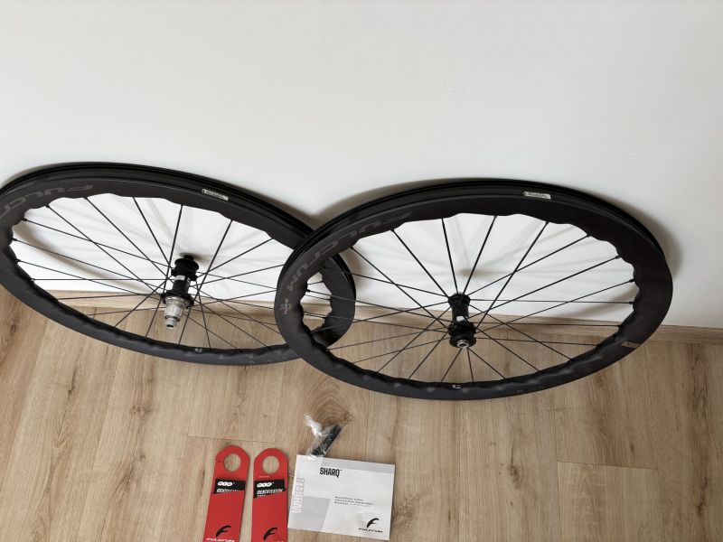 Fulcrum Sharq Carbon