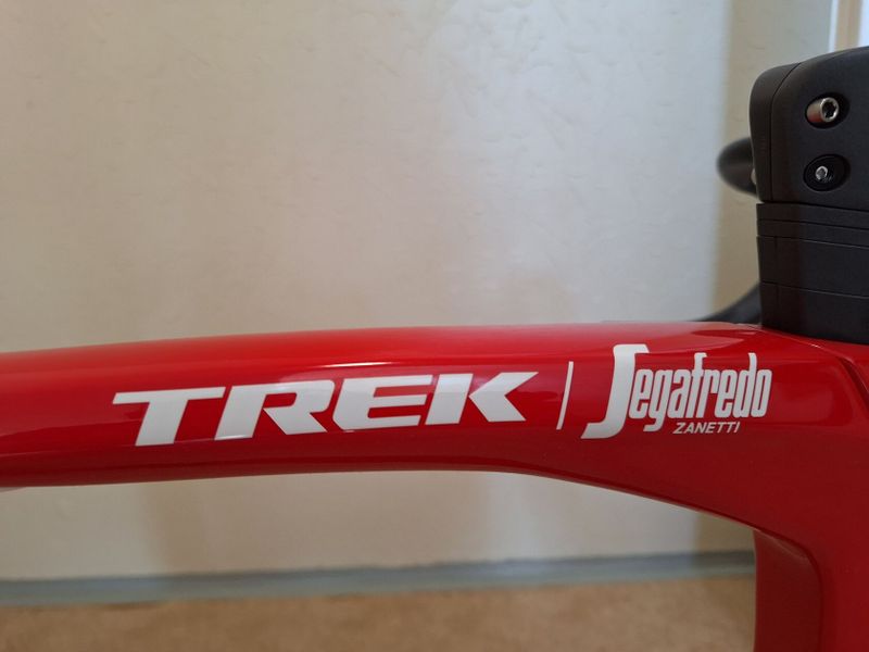 Trek Madone SLR Project One (téměř nejetý)