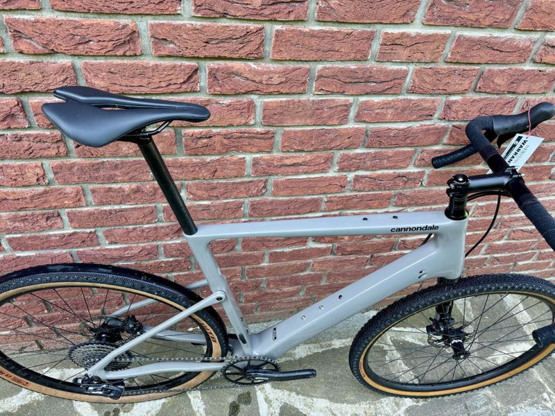 Cannondale Topstone Carbon Lefty 3 carbon velikost L WARRANTYCARD