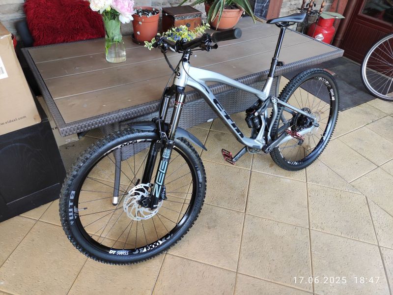 Prodám Enduro CTM SCROLL PRO 29" L