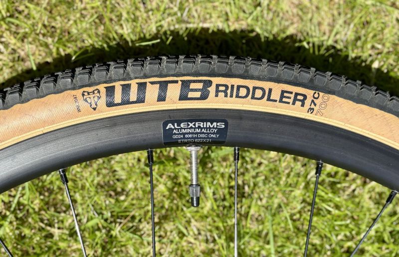 Zapletená kola Alexrims Gd24