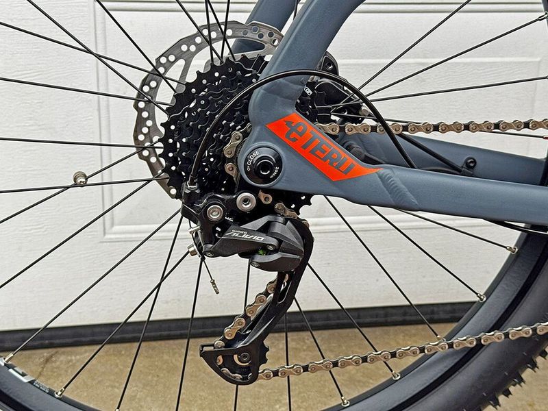 ELEKTROKOLO GHOST e-TERU ESSENTIAL – BOSCH