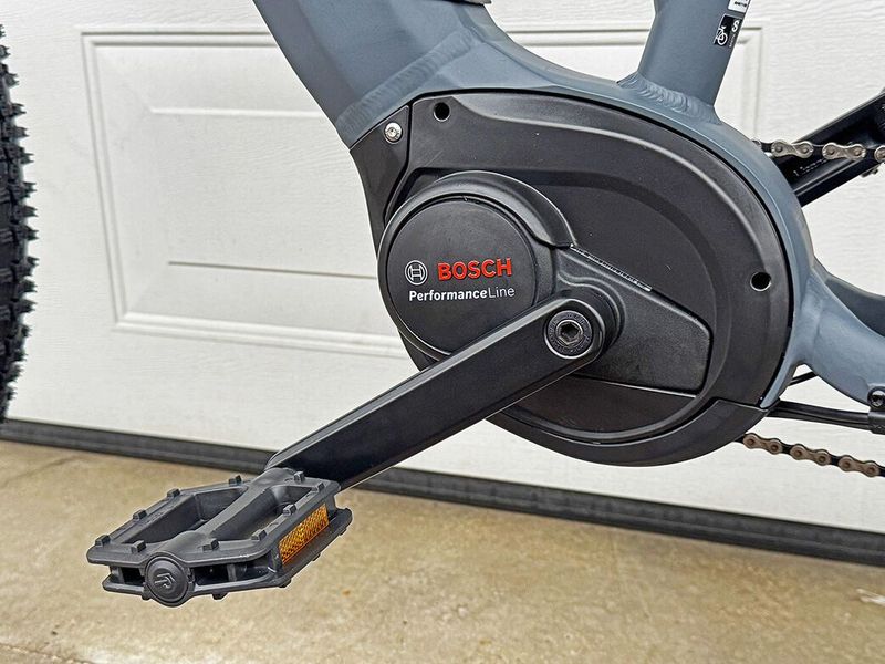 ELEKTROKOLO GHOST e-TERU ESSENTIAL – BOSCH