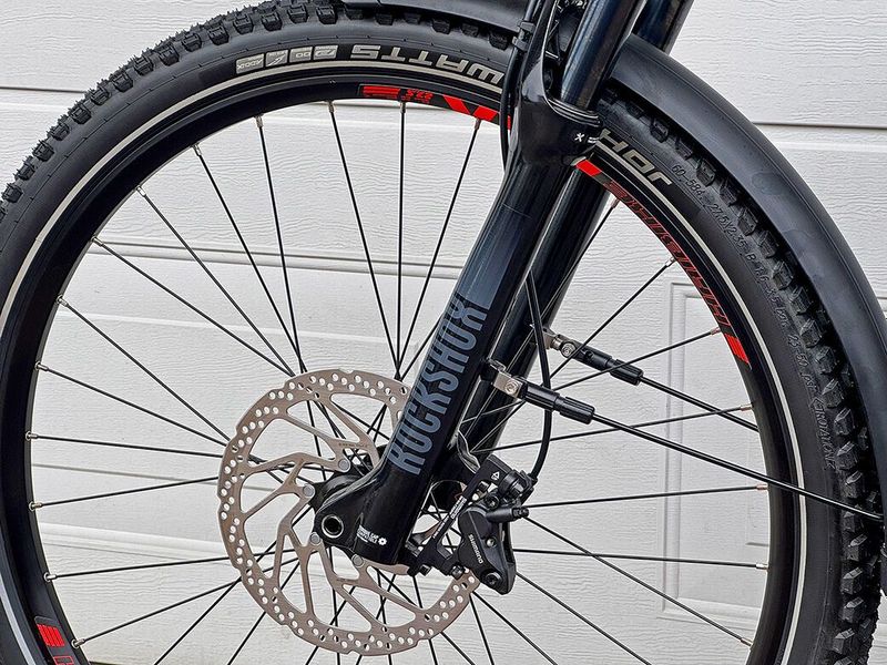 YAMAHA TREKKING 11 – BOSCH – 750Wh – VELKÝ DOJEZD