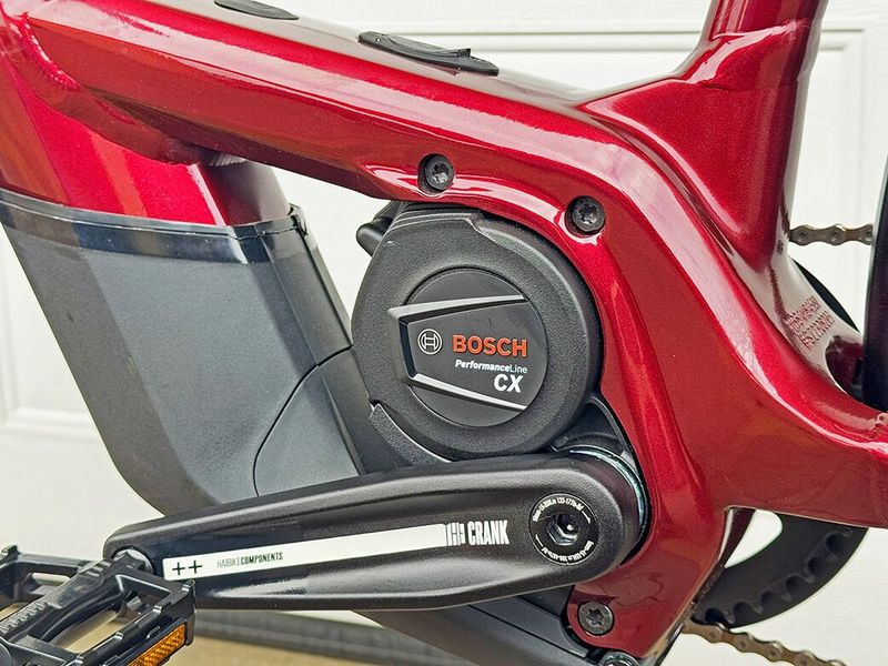 YAMAHA TREKKING 11 – BOSCH – 750Wh – VELKÝ DOJEZD