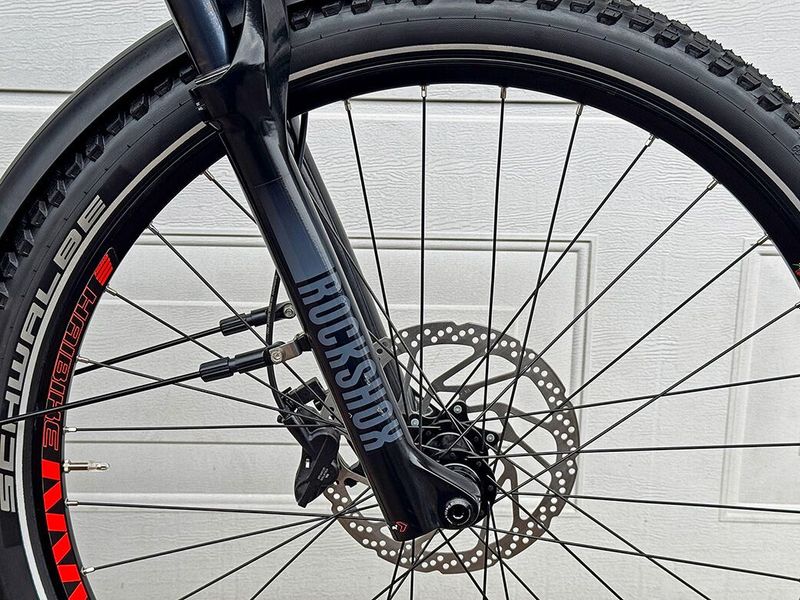 YAMAHA TREKKING 11 – BOSCH – 750Wh – VELKÝ DOJEZD