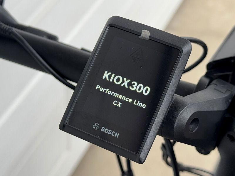 YAMAHA TREKKING 8 – BOSCH KIOX 300 – 750Wh - TOP