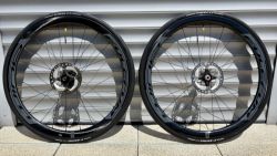 Zapletená kola Fulcrum wind 40