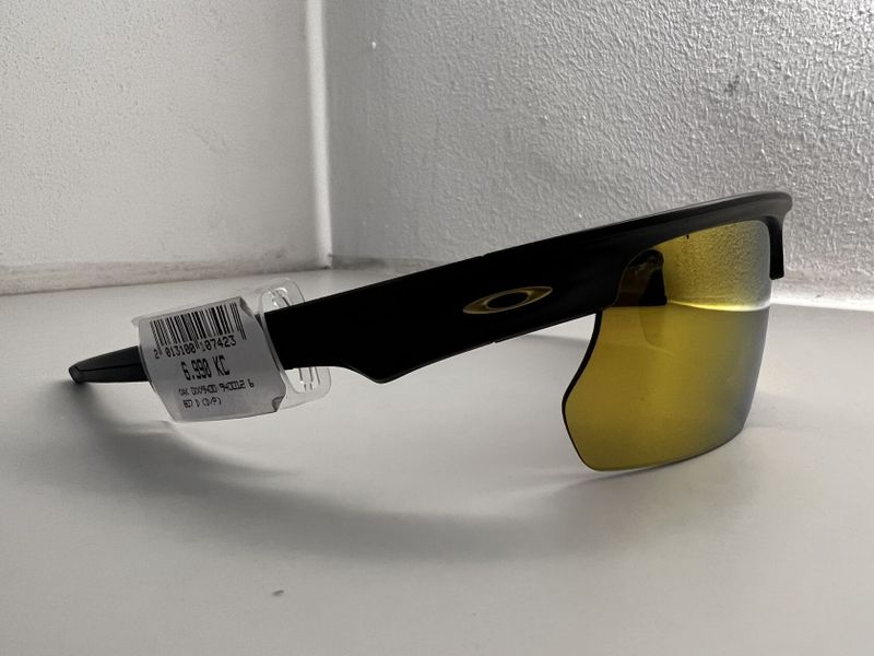 Oakley Bisphaera