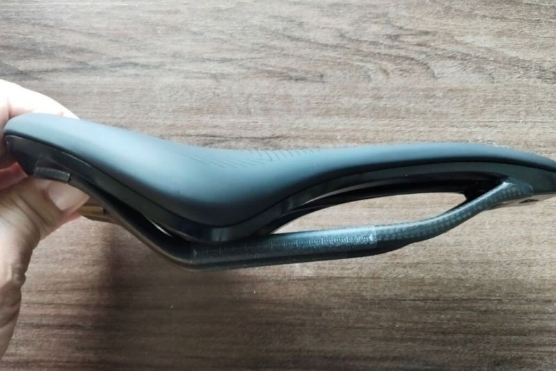 sedlo ACID Nuance SLT Carbon lyžiny 