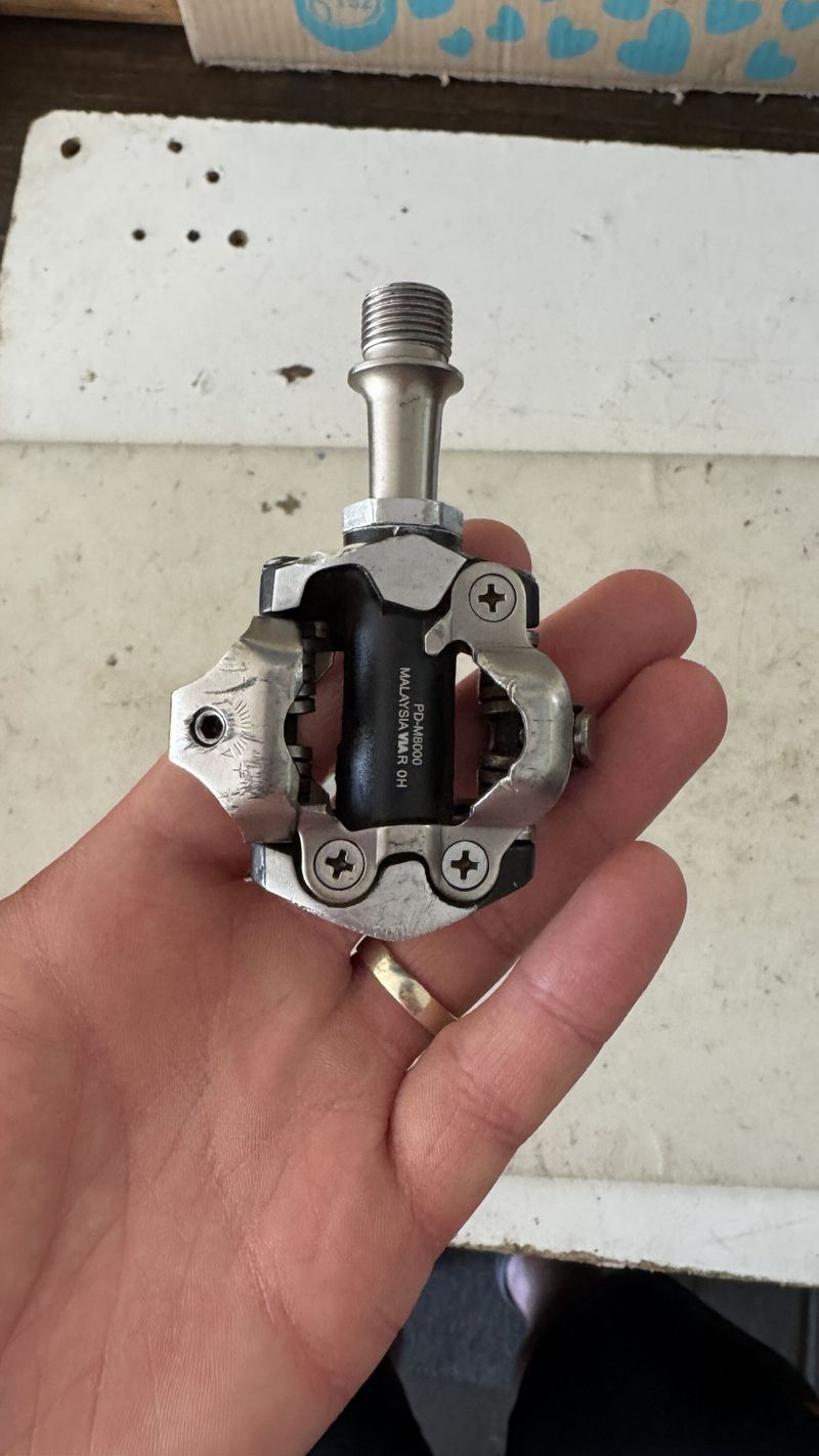 Pedaly shimano XT m8000
