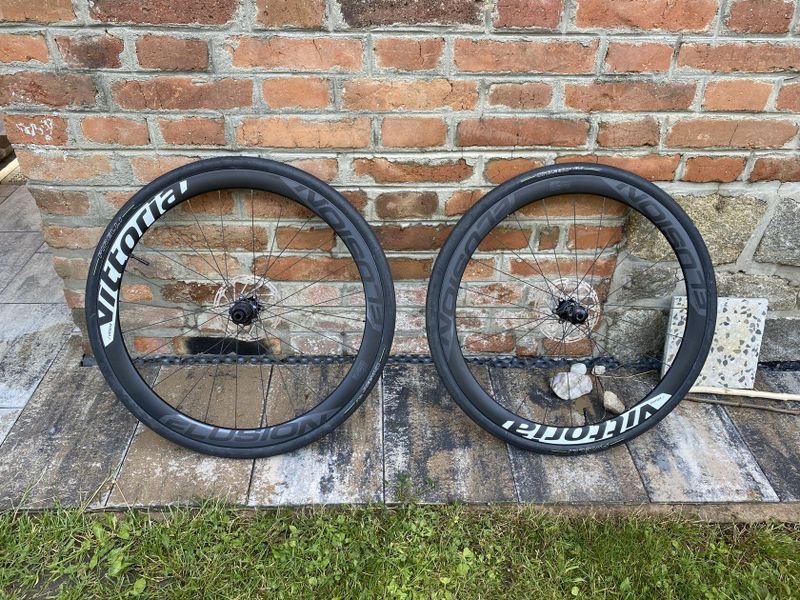 Vittoria Elusion Carbon Disc 42C 